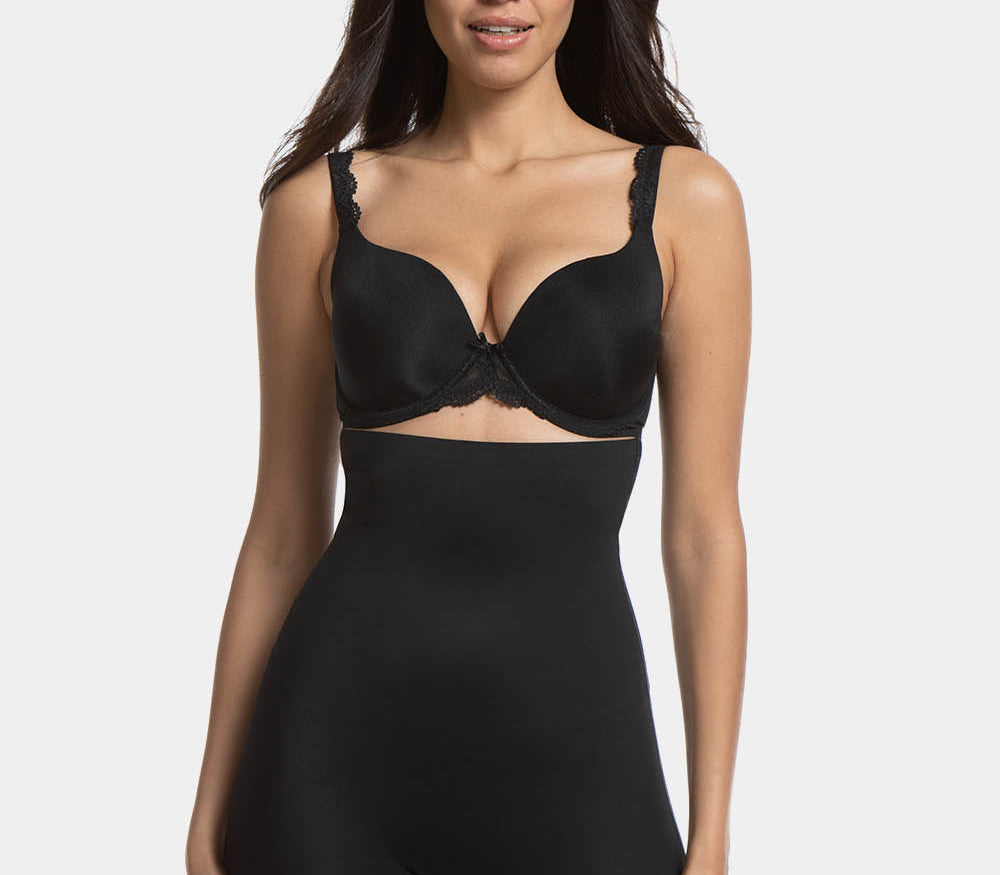5 types of bras to wear with halter dresses MAGIC Bodyfashion 5 types of bras to wear with halter dresses MAGIC Bodyfashion
