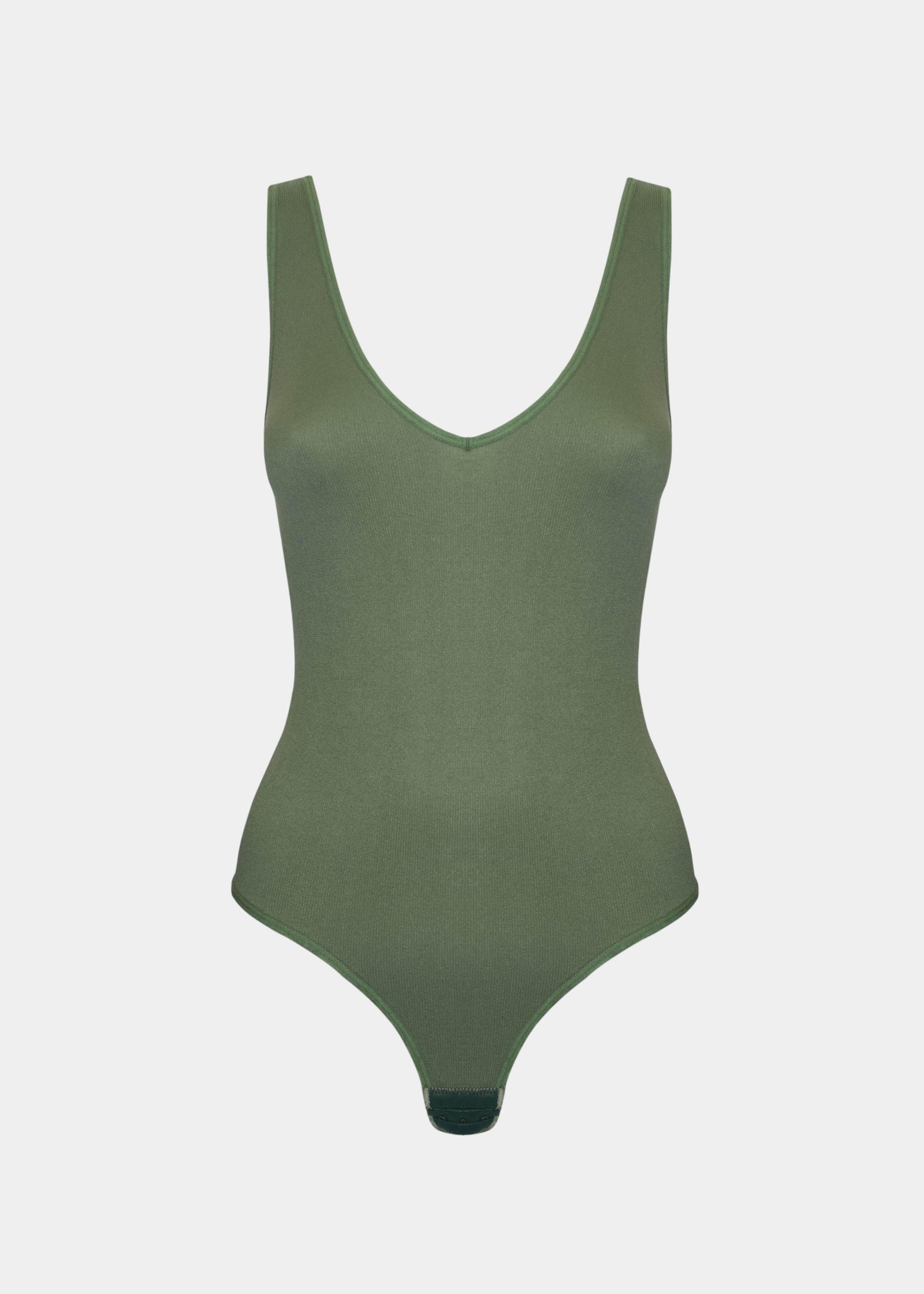 EveryBody V-neck